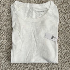 Banana Republic white T-shirt size small